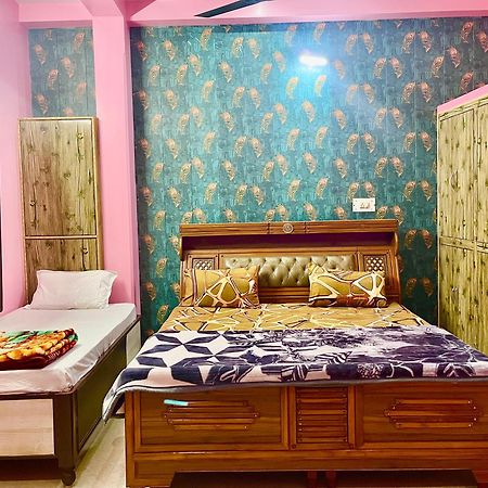 Trilok Residency - Dashashwamedh Varanasi Eksteriør billede