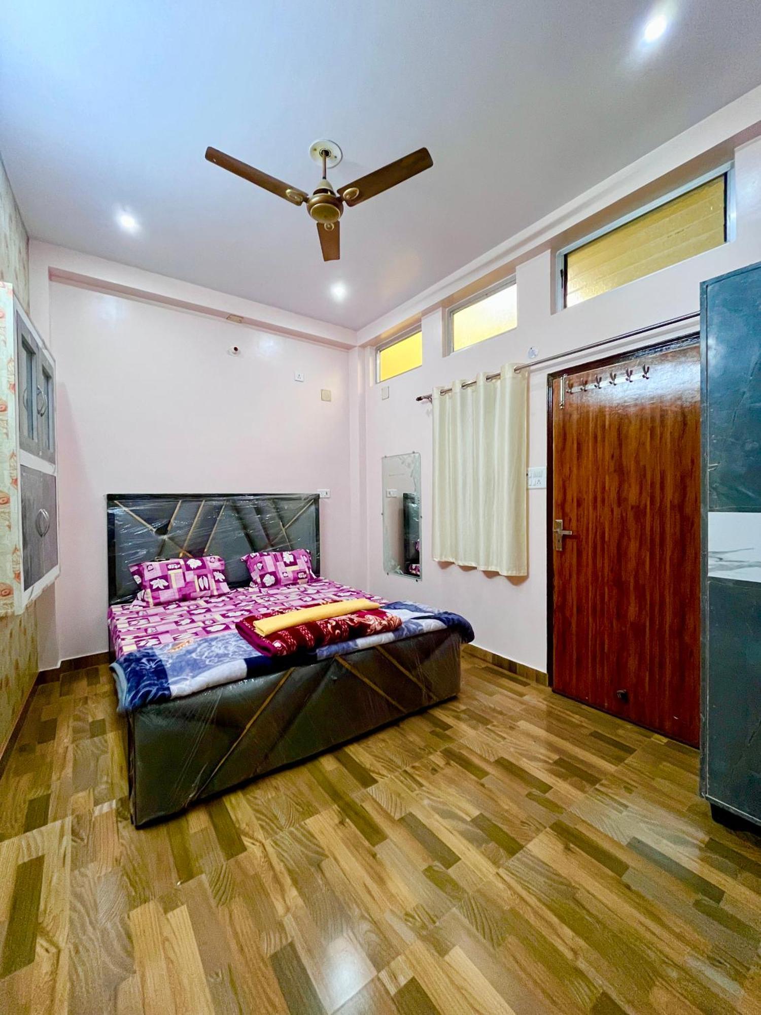 Trilok Residency - Dashashwamedh Varanasi Eksteriør billede