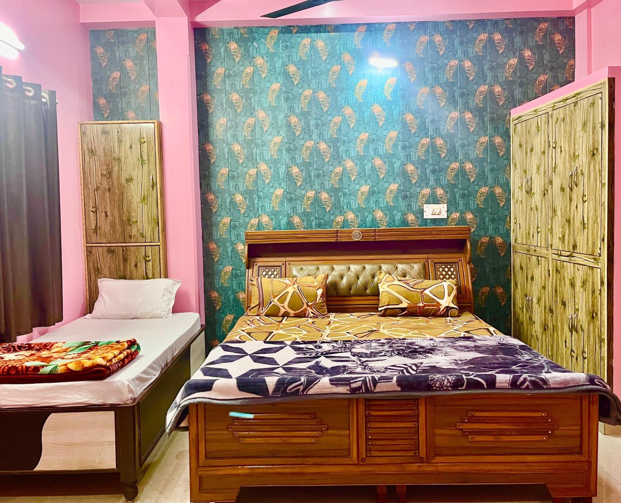 Trilok Residency - Dashashwamedh Varanasi Eksteriør billede