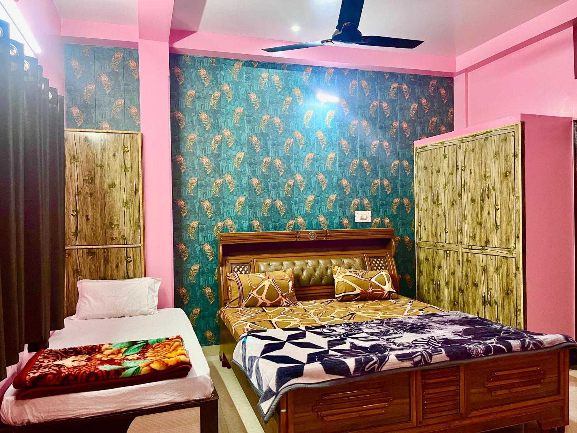 Trilok Residency - Dashashwamedh Varanasi Eksteriør billede